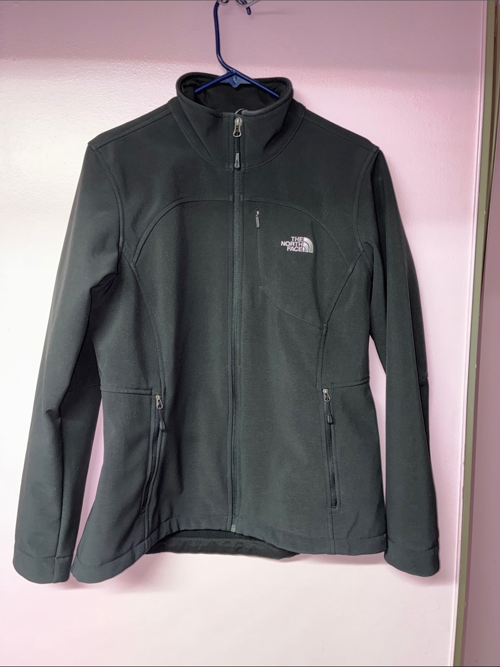 The North Face Women's Black Utility Softshell Jacket
